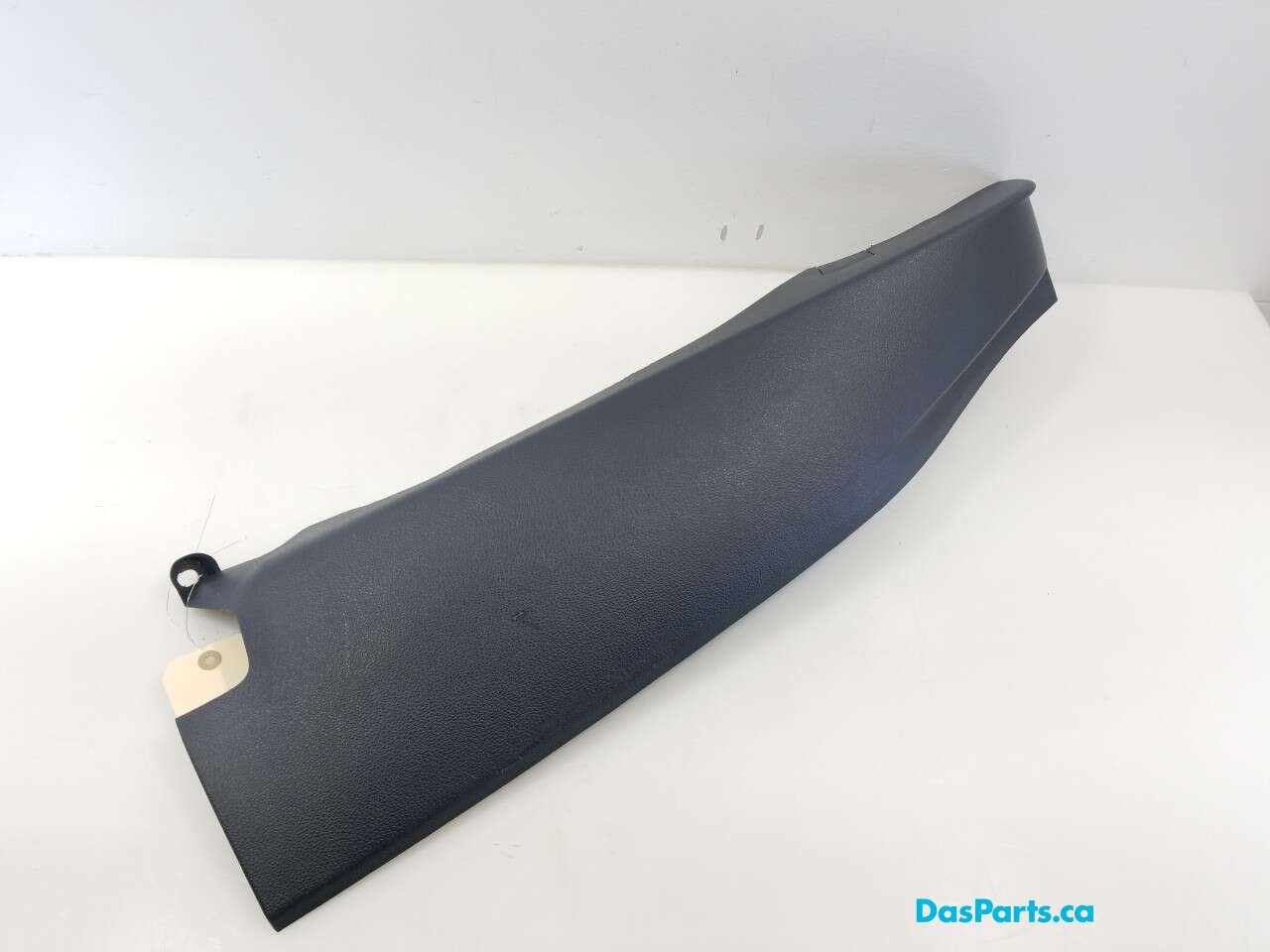 Lower C-Pillar Trim L