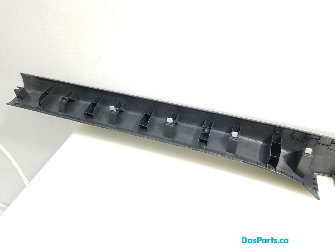 Lower Door Sill Trim R