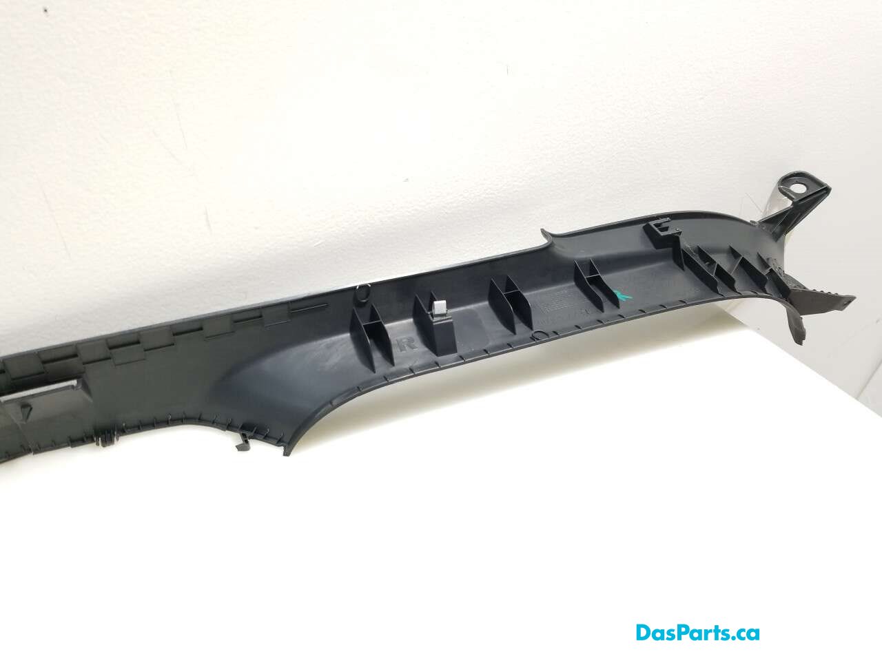 Lower Door Sill Trim R