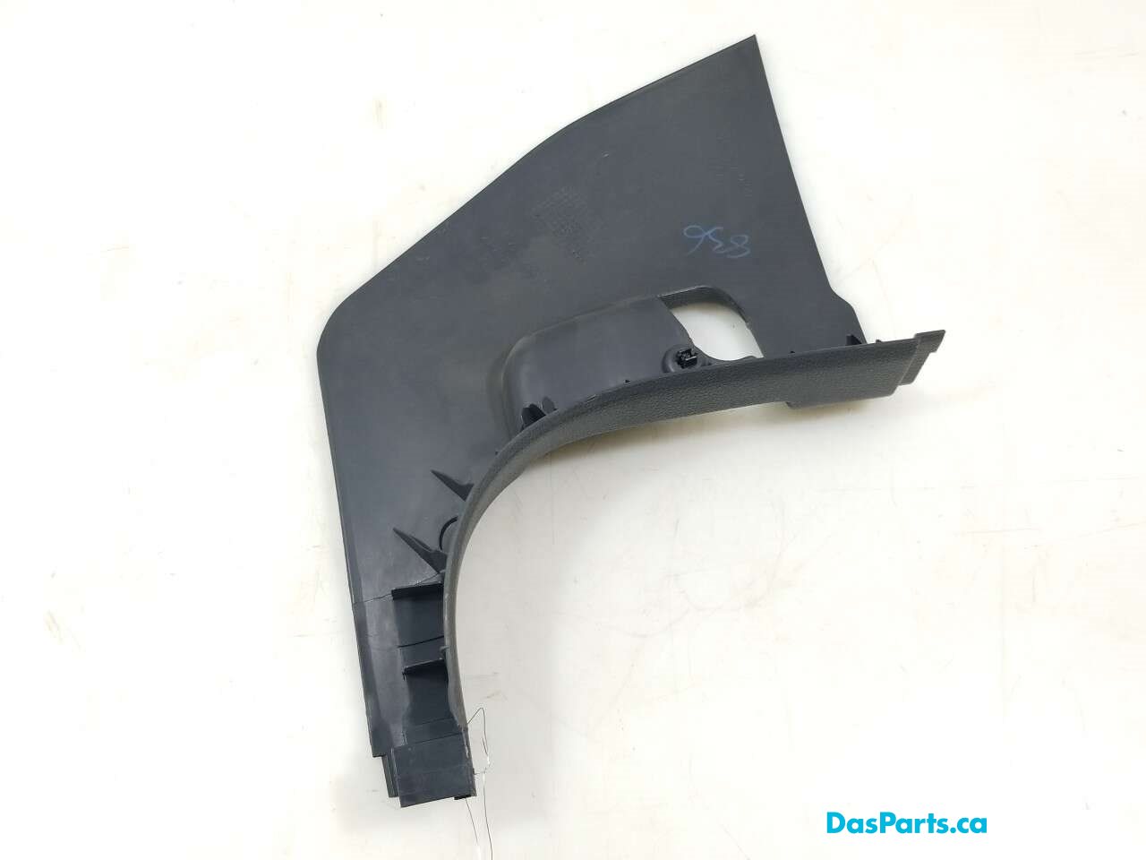 Lower A-Pillar Trim L