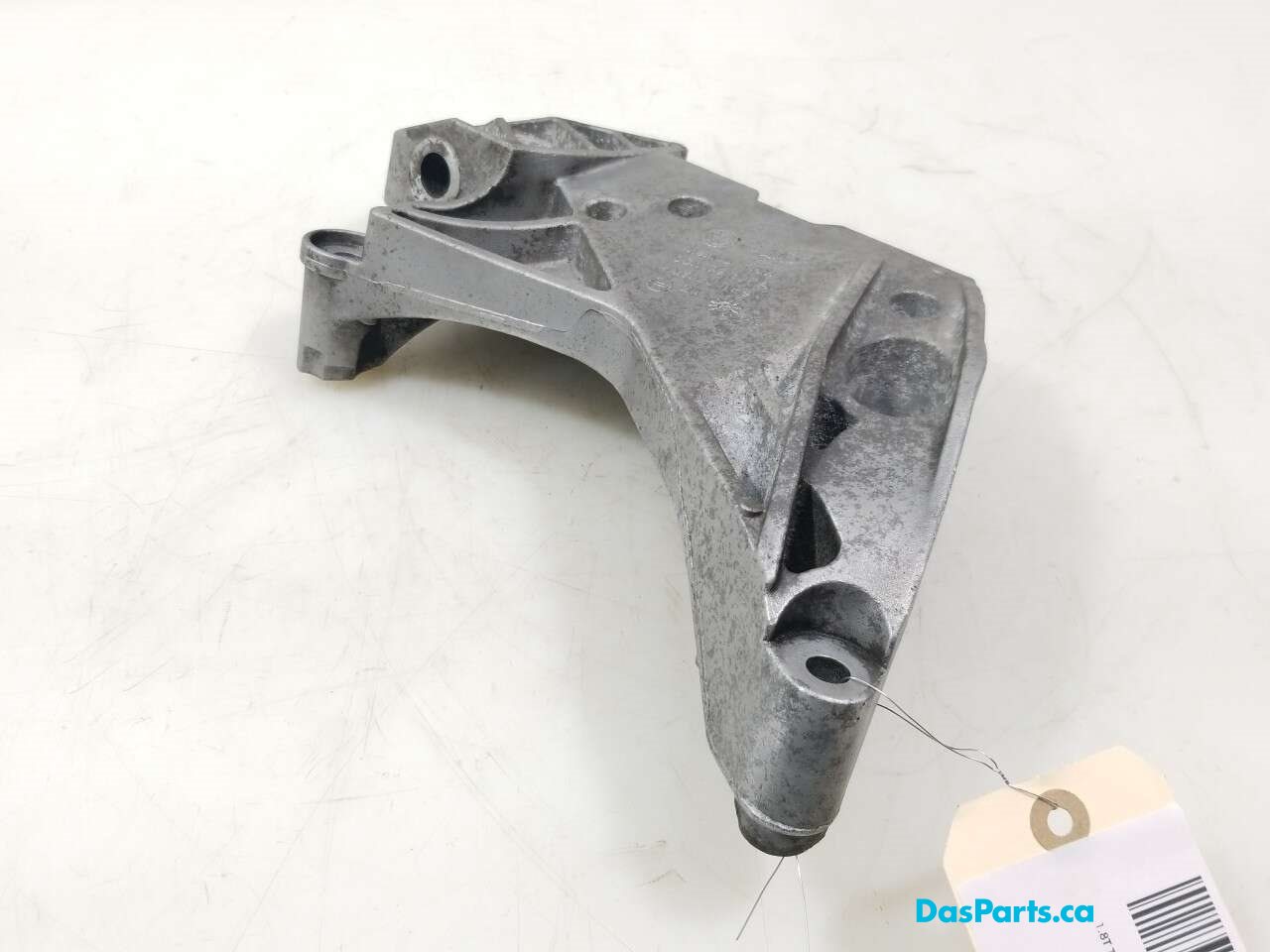 Engine Bracket R