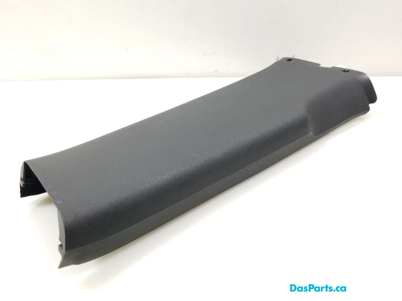 Lower B-Pillar Trim L