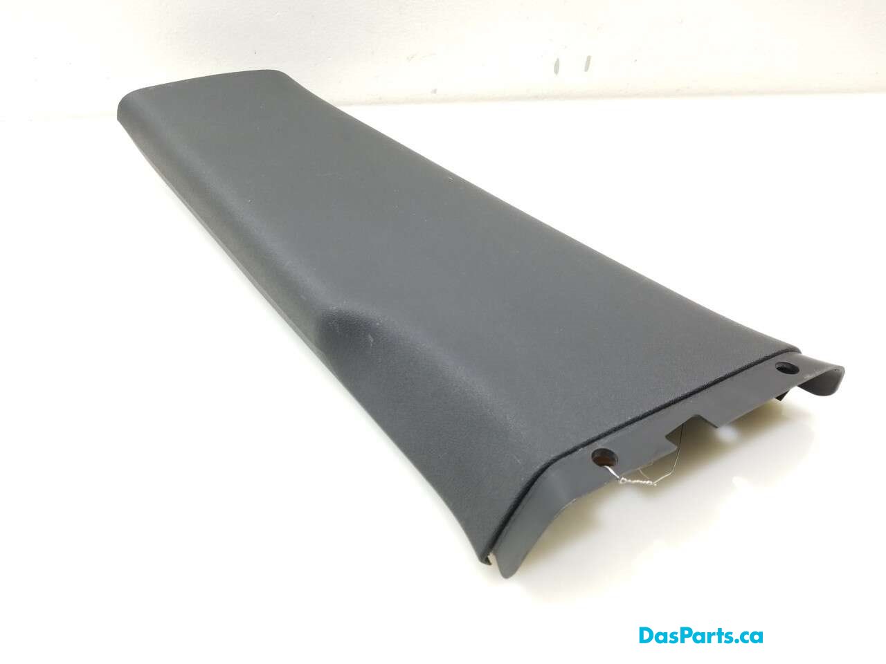 Lower B-Pillar Trim L