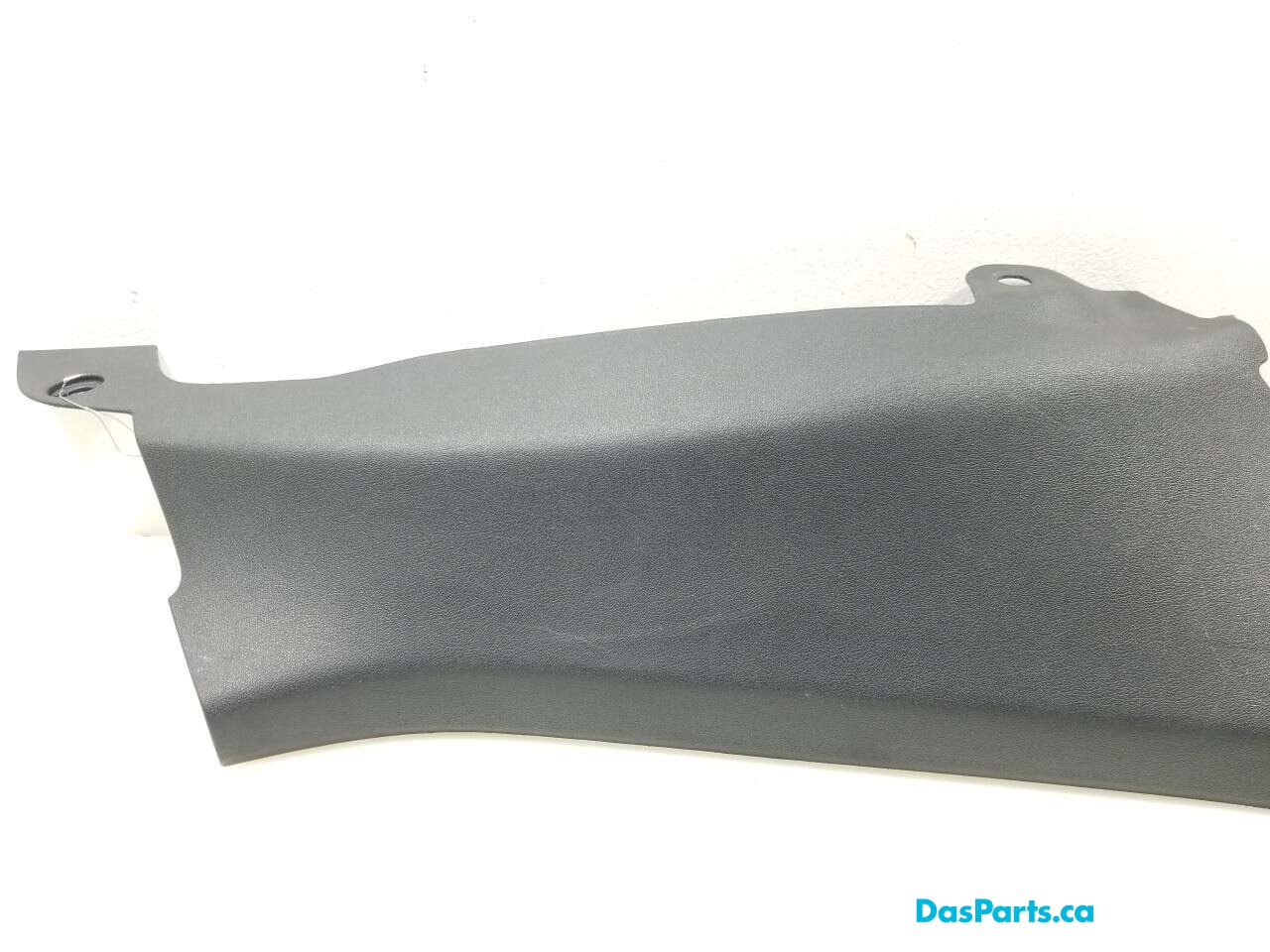 Lower C-Pillar Trim R