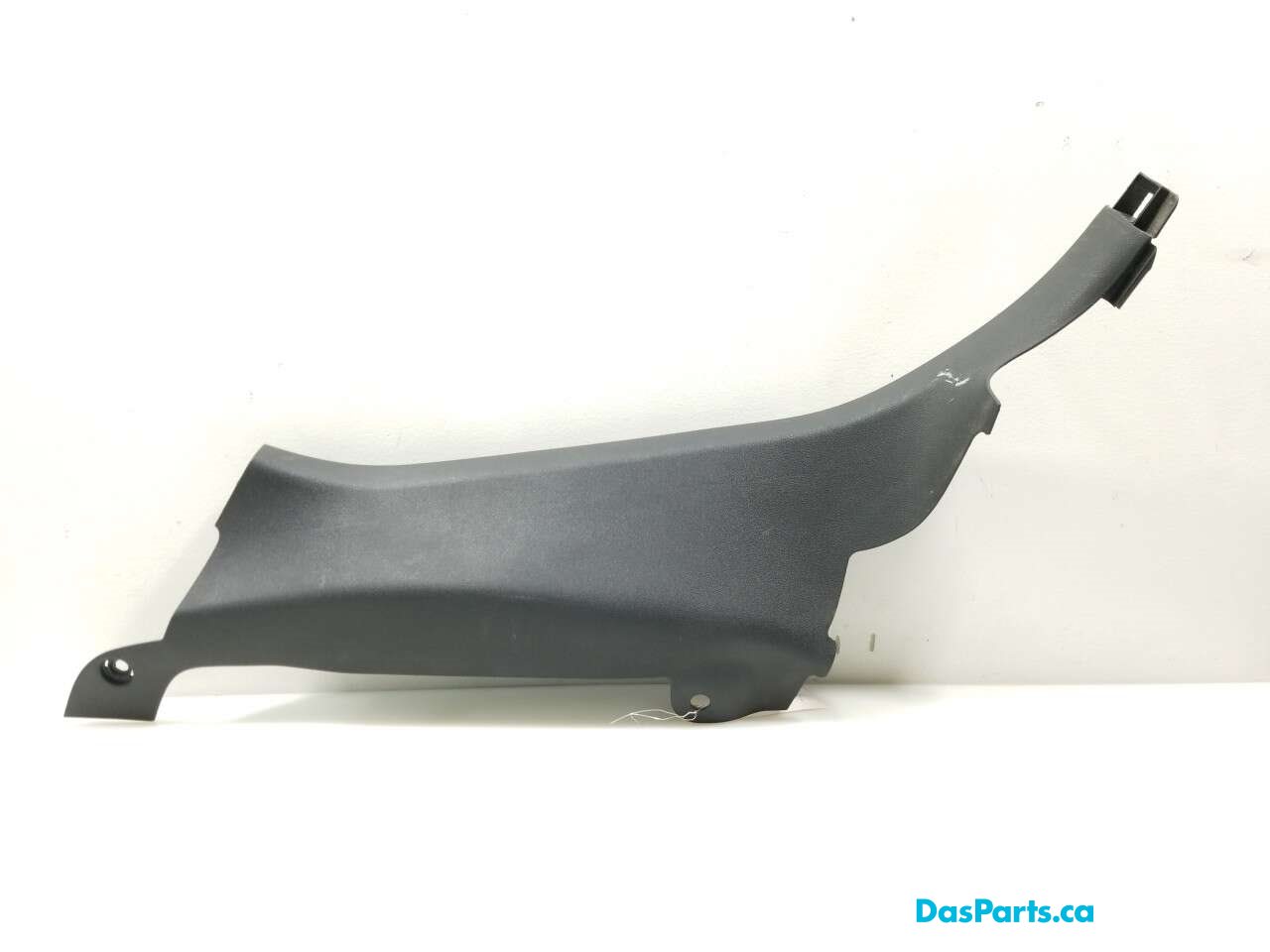 Lower C-Pillar Trim L