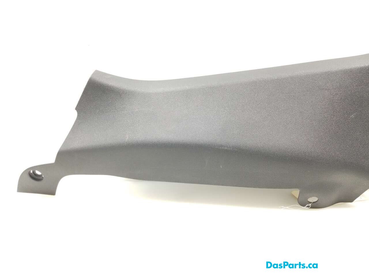 Lower C-Pillar Trim L