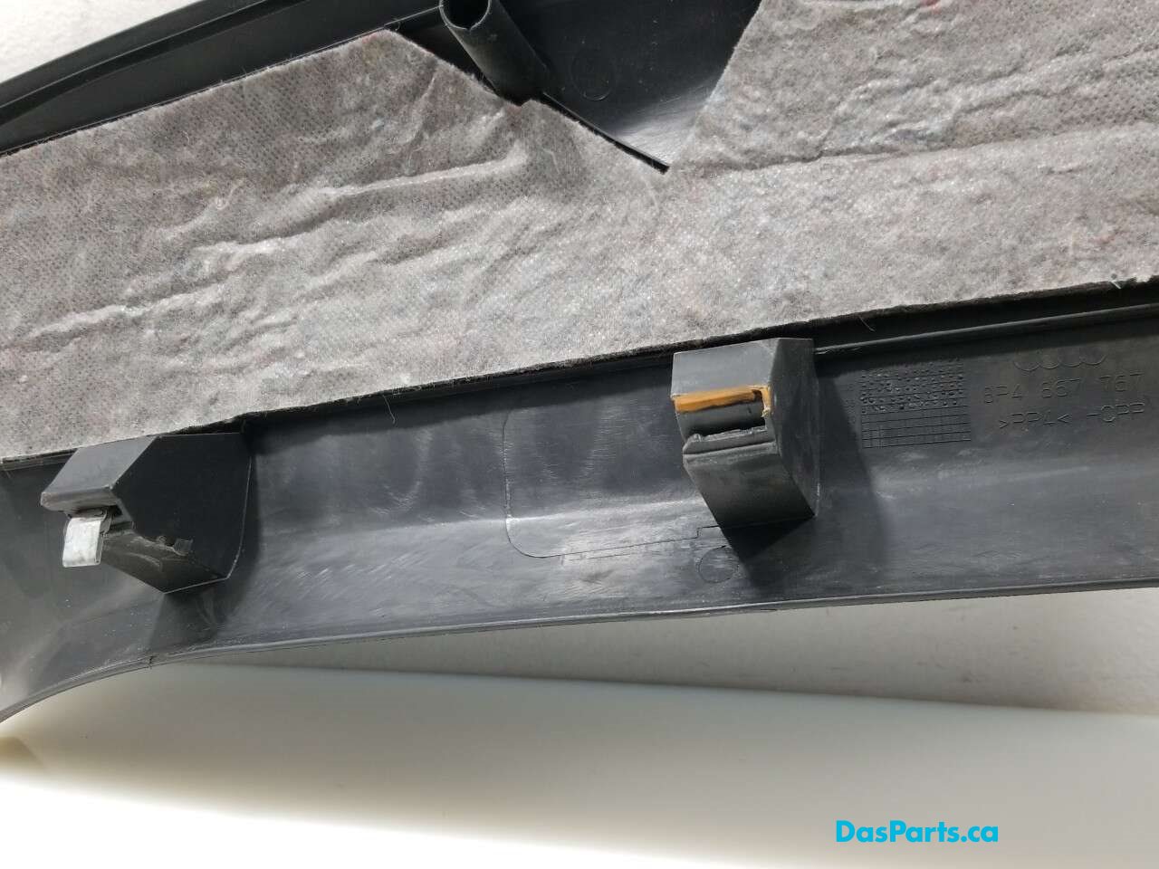 Lower C-Pillar Trim L