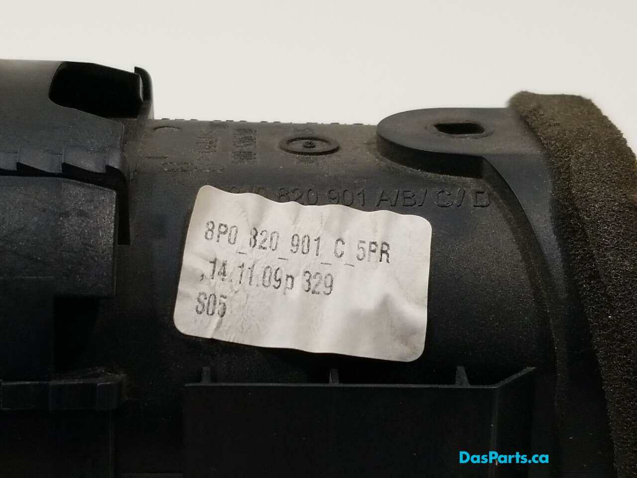 Dash Vent Center Right