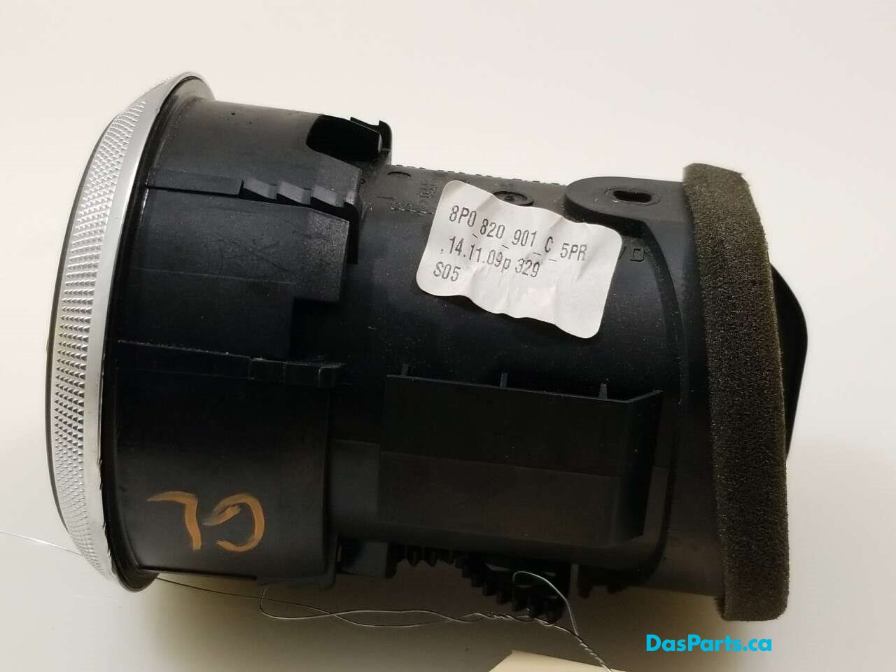 Dash Vent Center Left