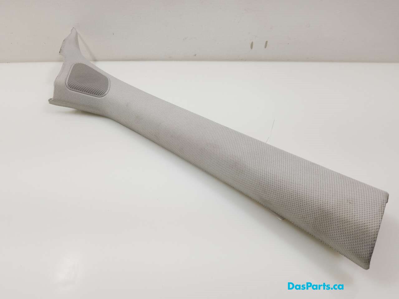 Headliner A-Pillar Trim R