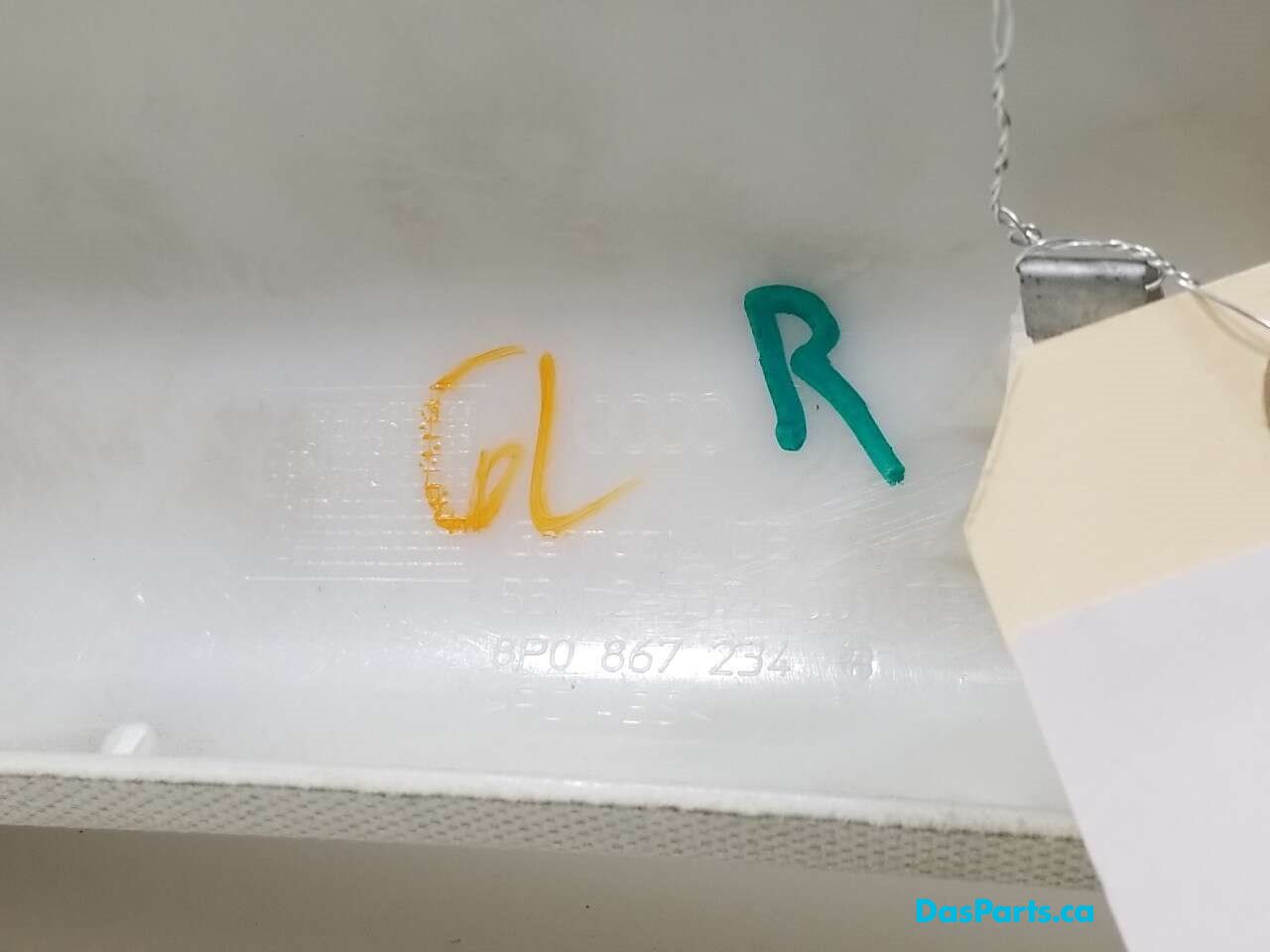 Headliner A-Pillar Trim R