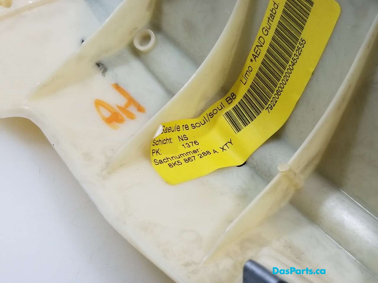 Headliner C-Pillar Trim R