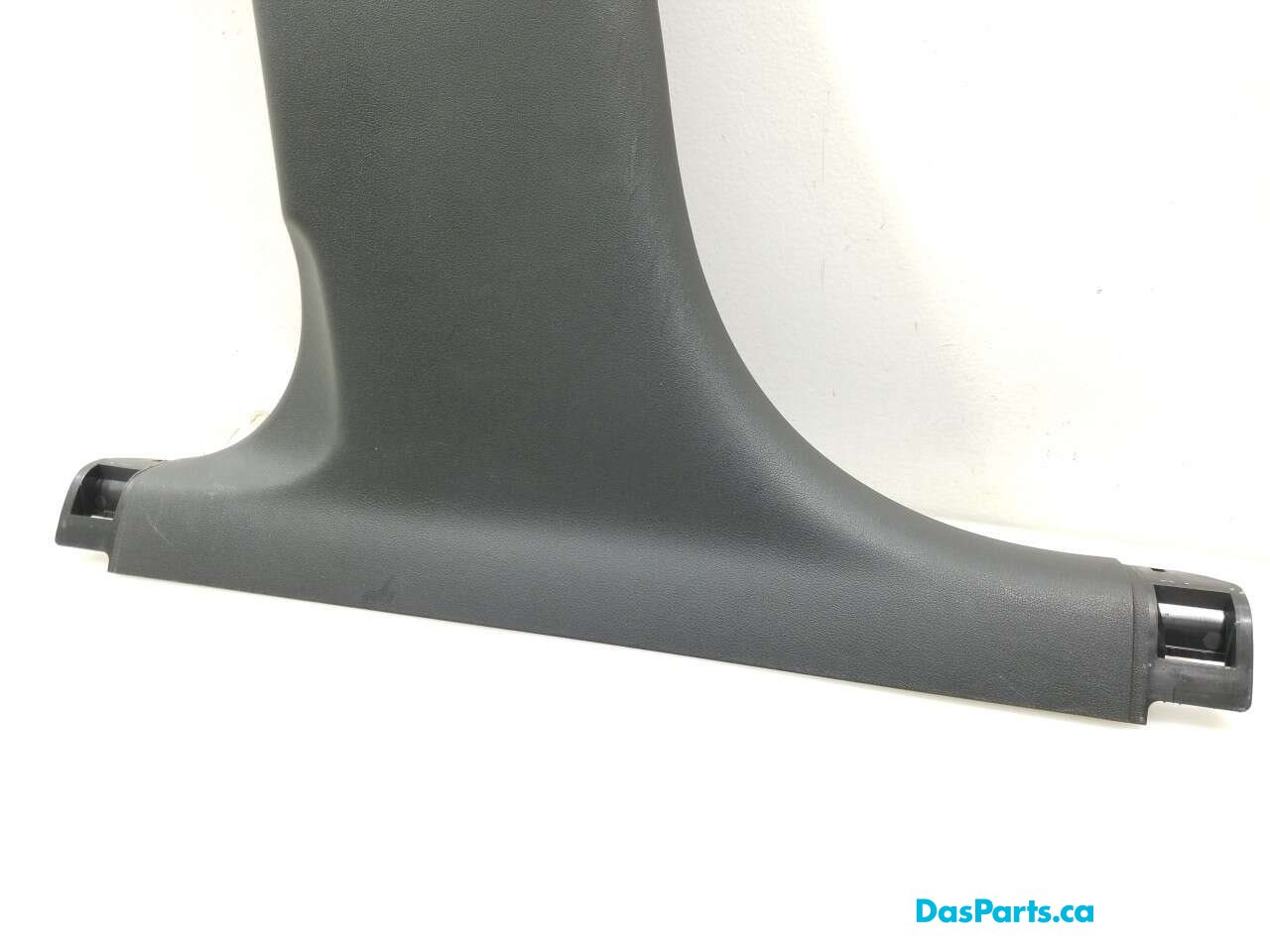 Lower B-Pillar Trim L