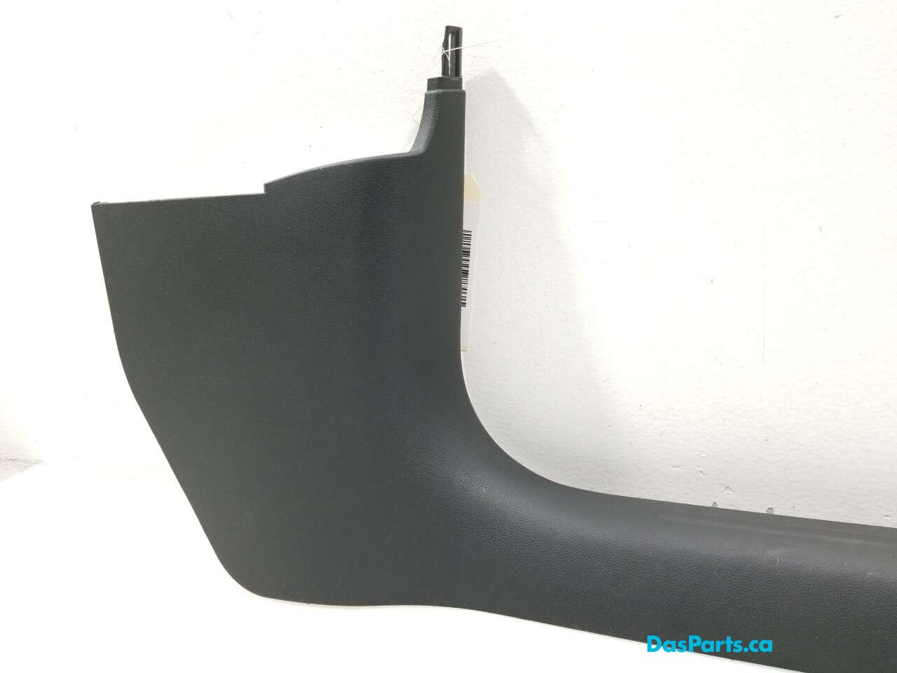 Lower A-Pillar Trim R