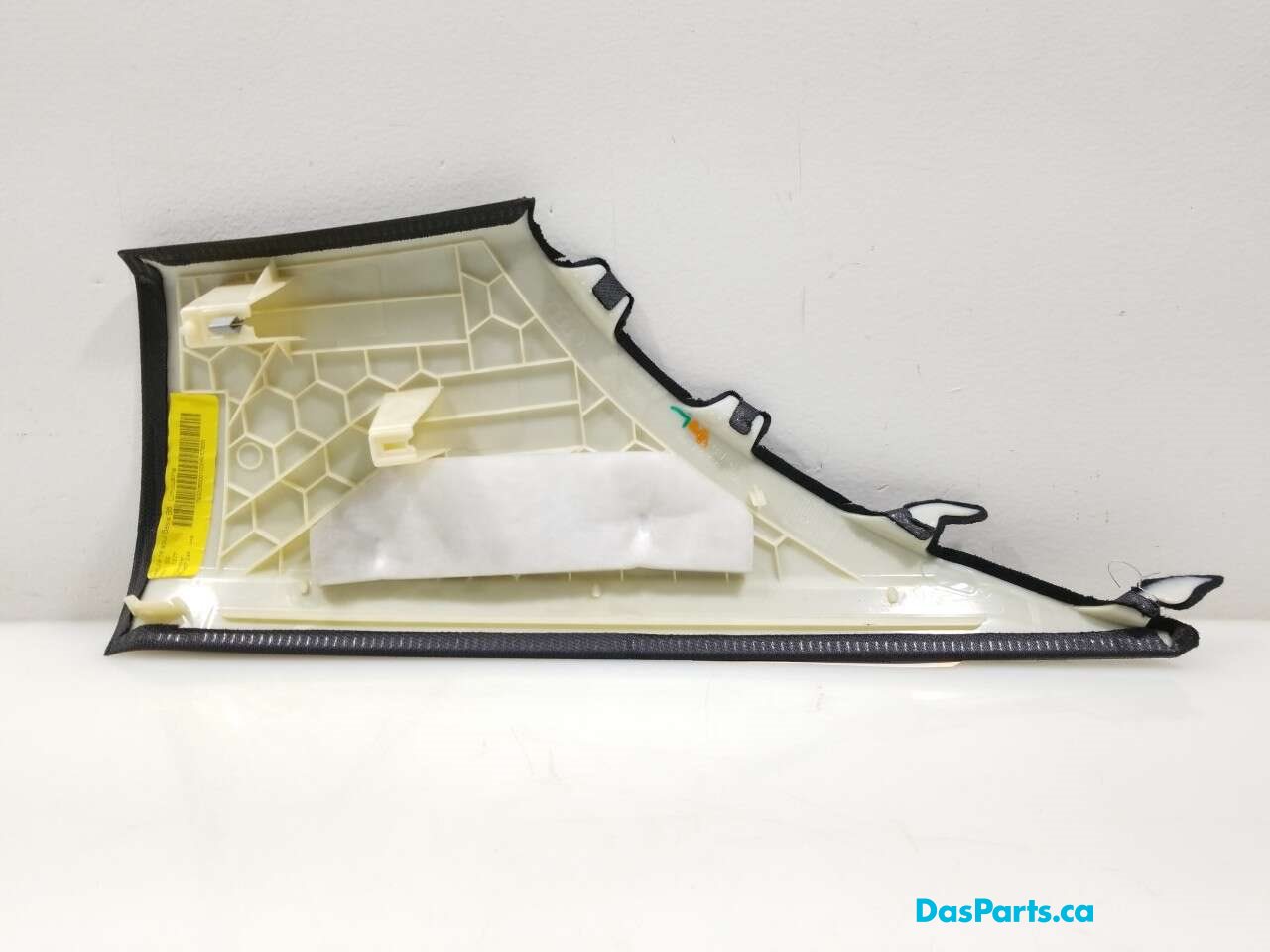 Headliner C-Pillar Trim L