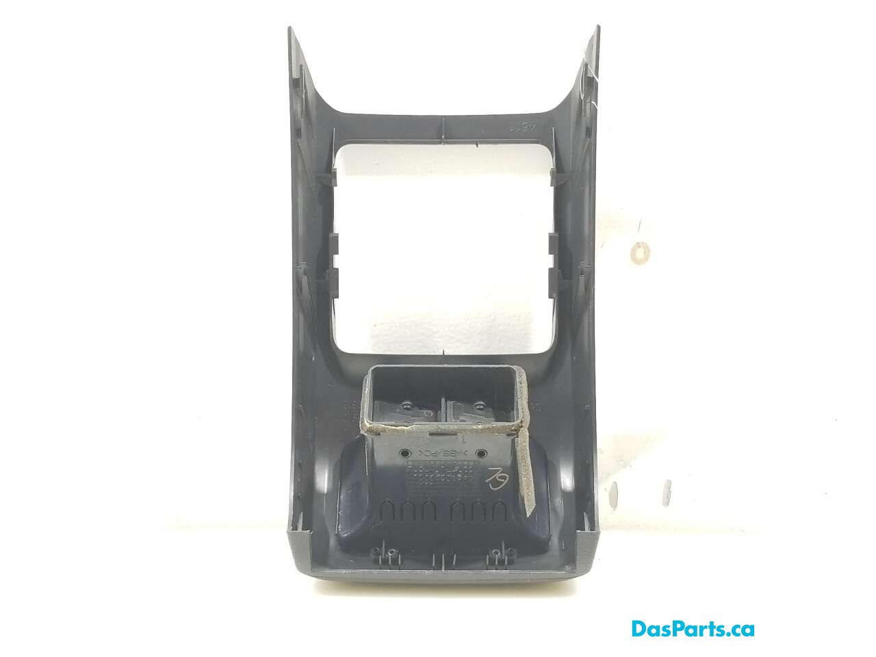 Rear Center Console Vent