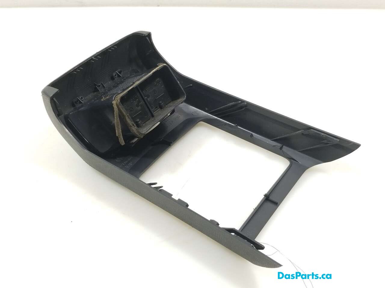 Rear Center Console Vent