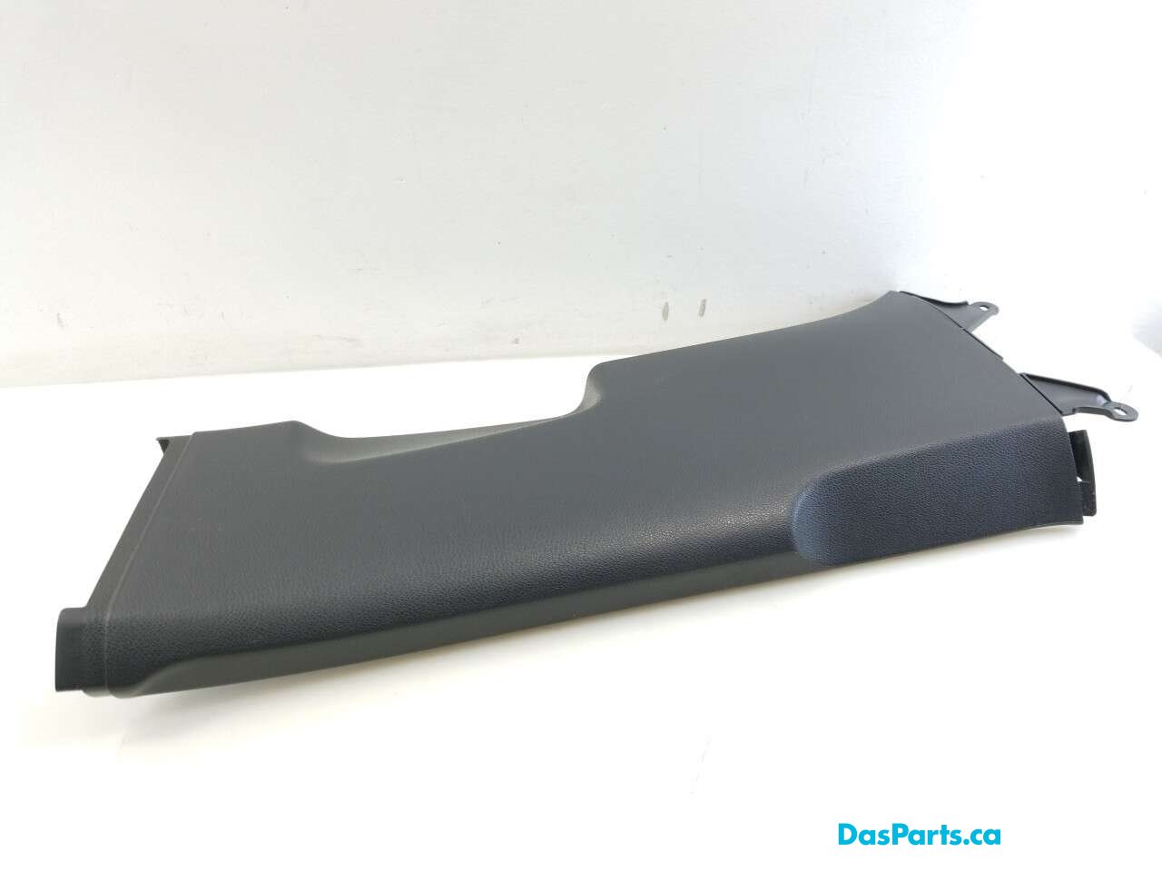 Lower B-Pillar Trim L