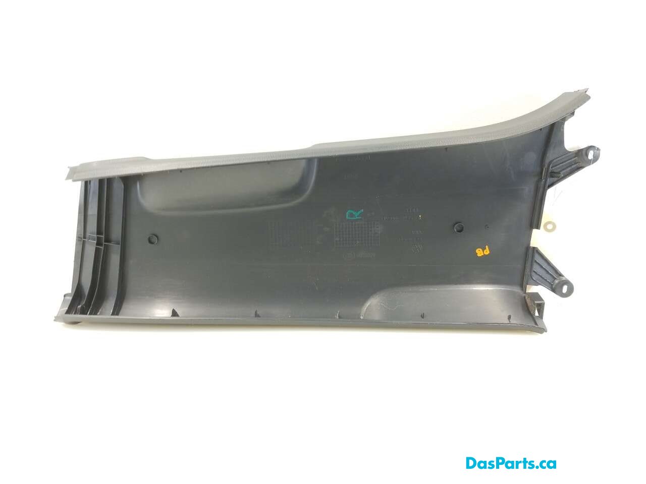 Lower B-Pillar Trim R