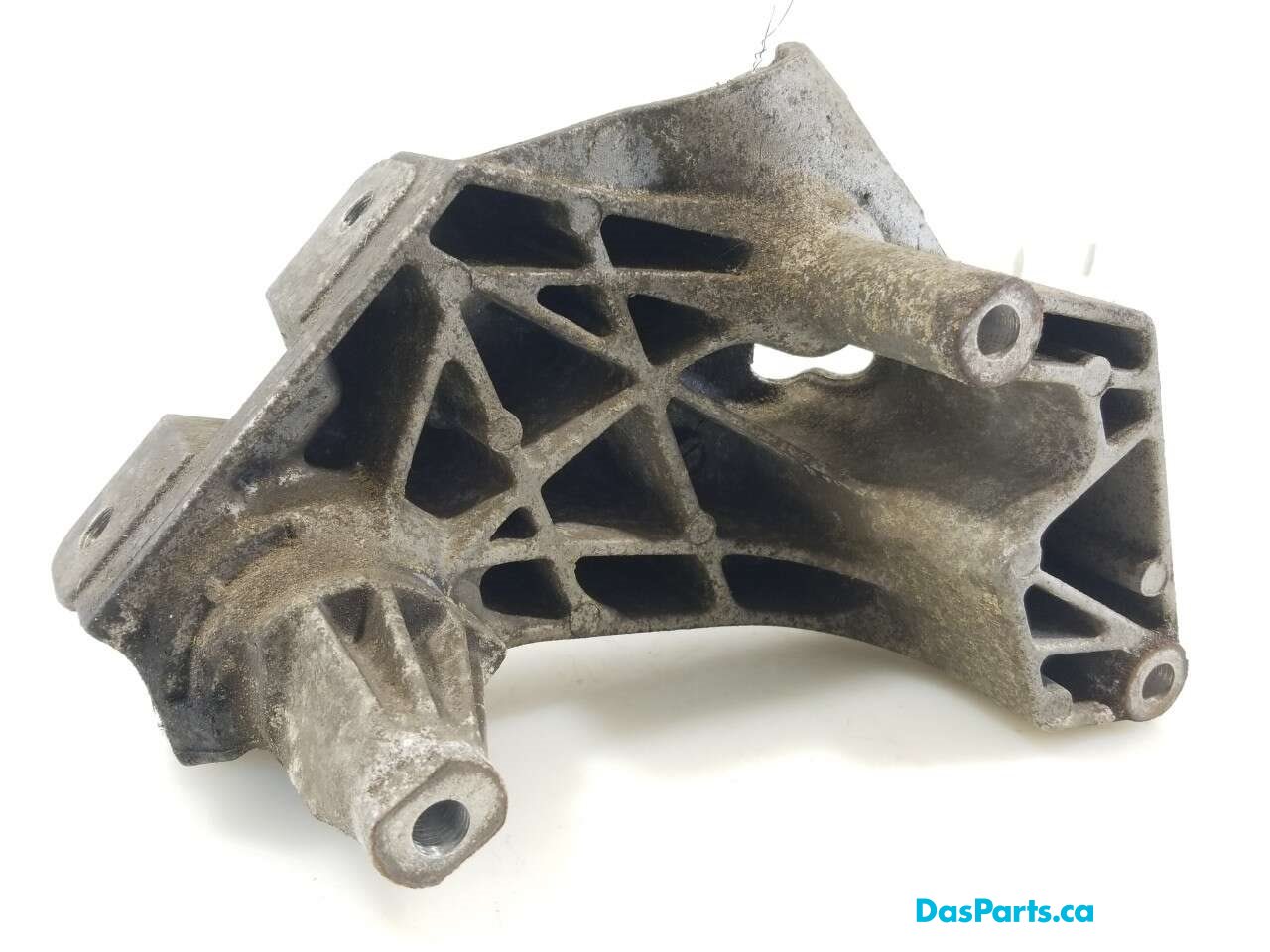 Engine Bracket R