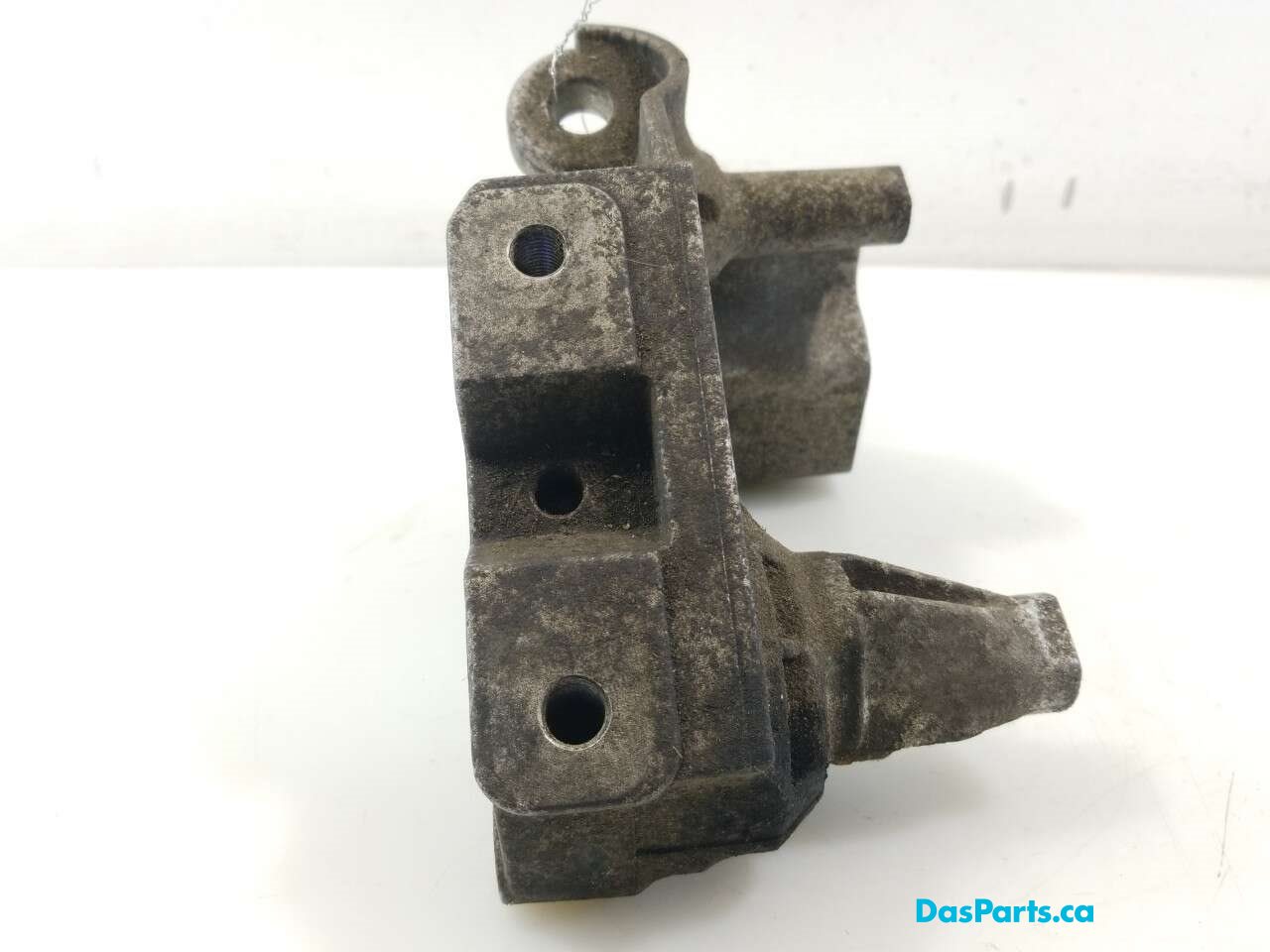 Engine Bracket R
