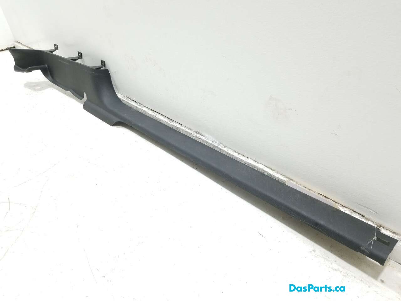 Lower Door Sill Trim L