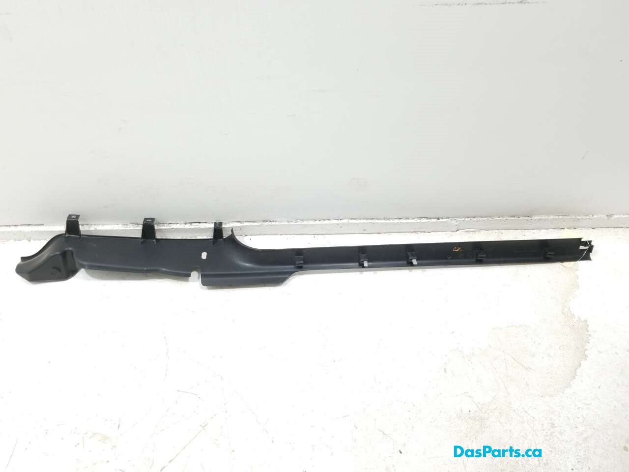 Lower Door Sill Trim R