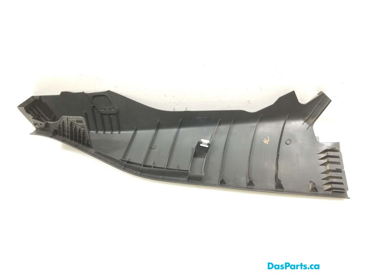 Lower C-Pillar Trim L