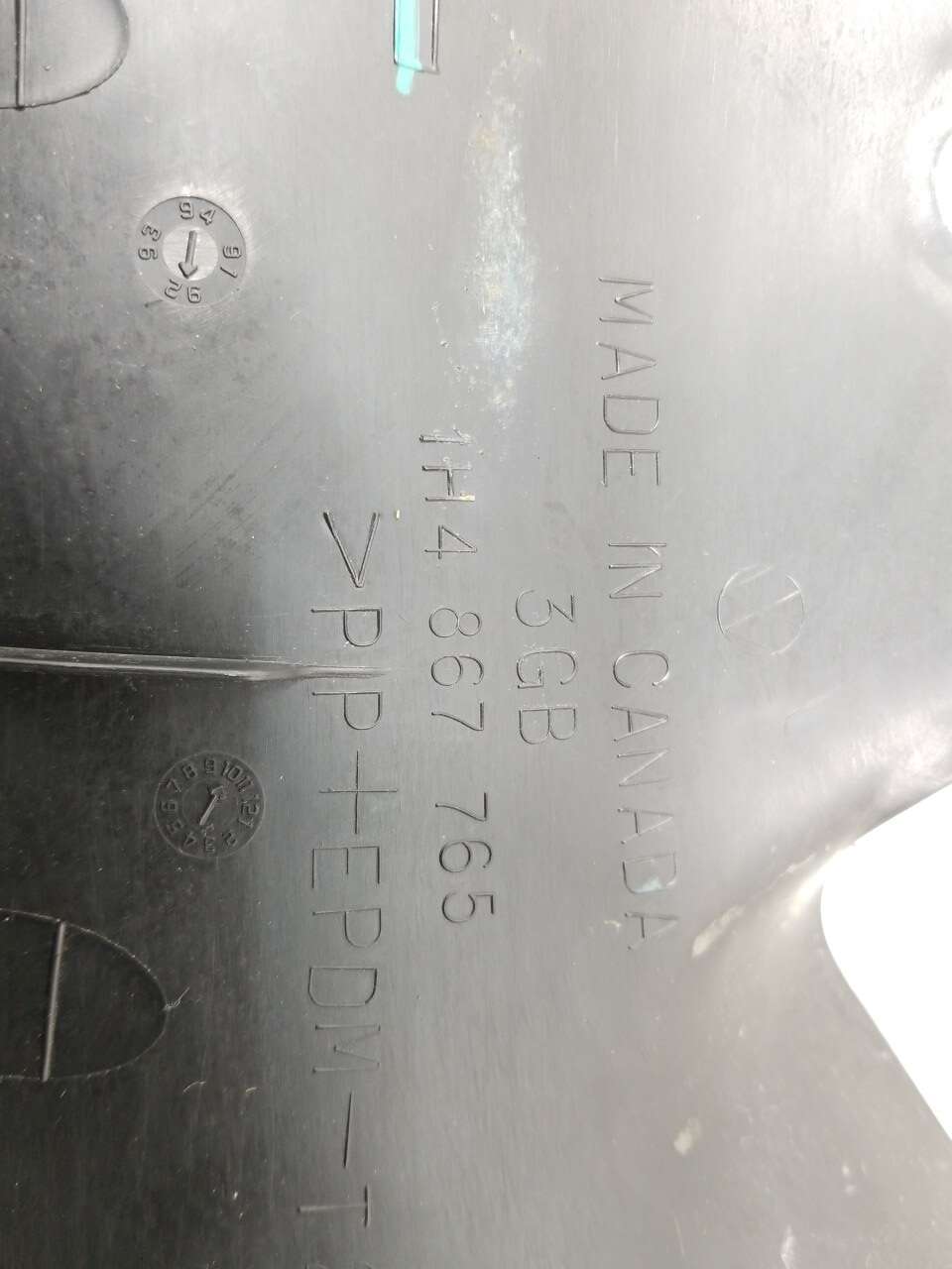 Lower C-Pillar Trim L