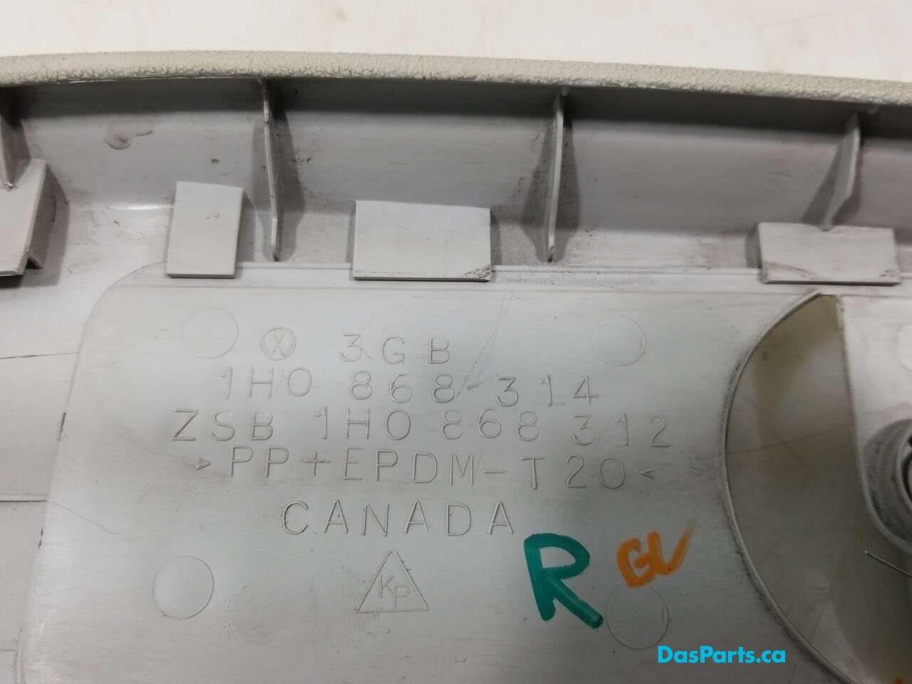 Headliner B-Pillar Trim R