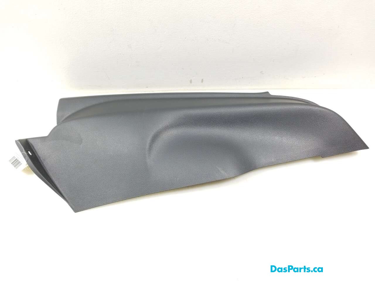 Lower C-Pillar Trim R