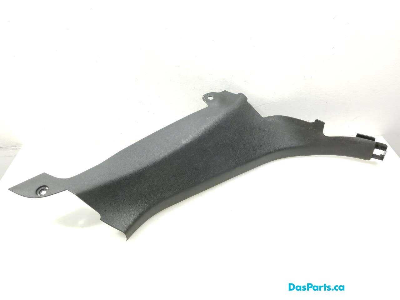 Lower C-Pillar Trim R