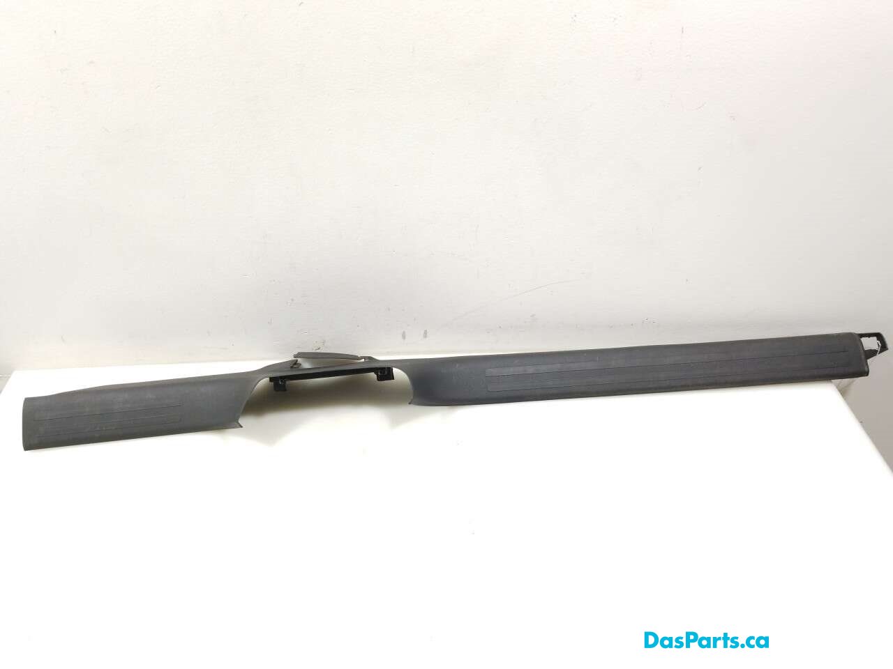 Lower Door Sill Trim R