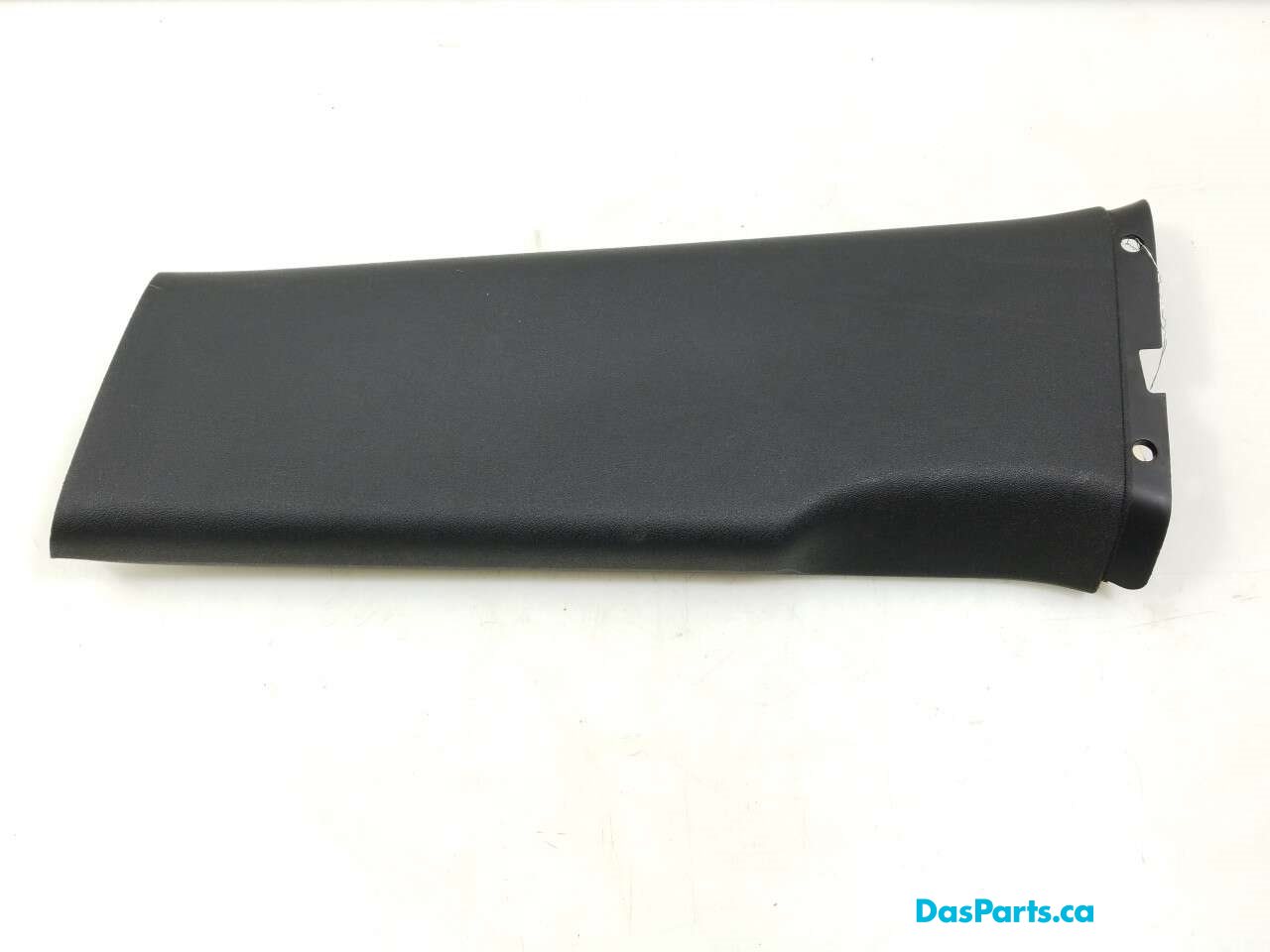 Lower B-Pillar Trim L