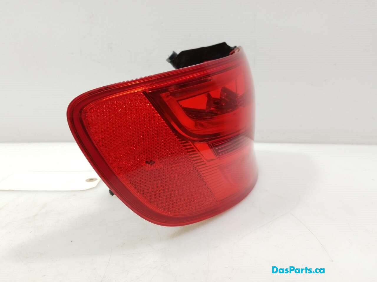 Taillight Outer LR