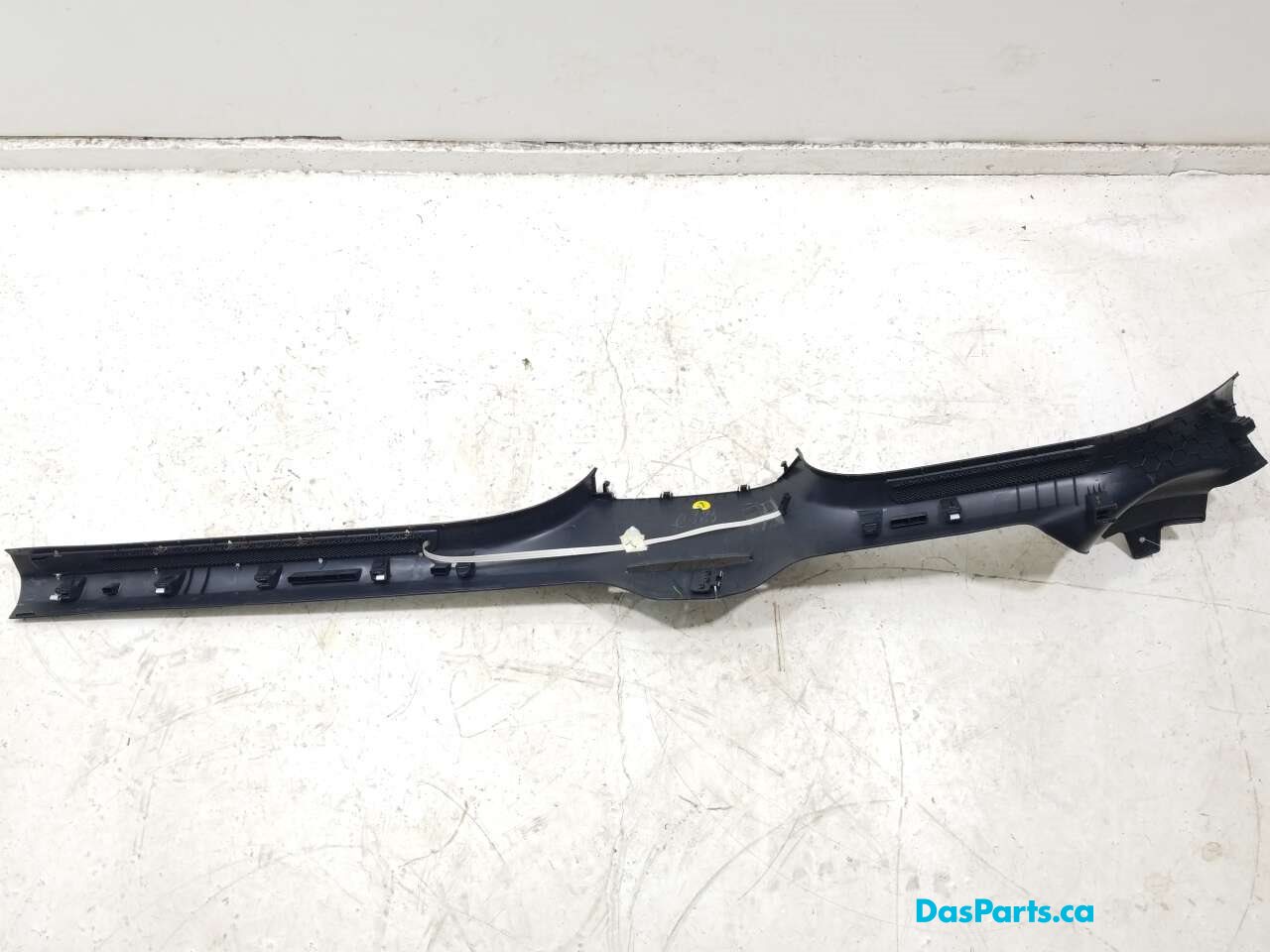 Lower Door Sill Trim L