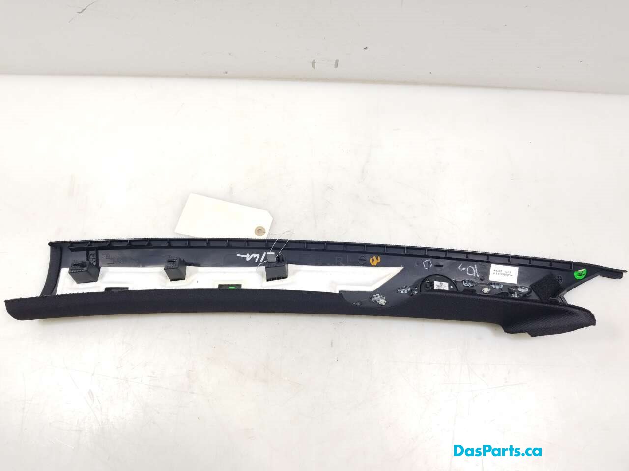 Headliner A-Pillar Trim R