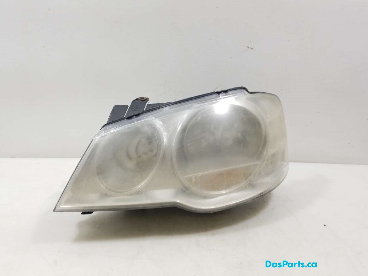Headlight LF