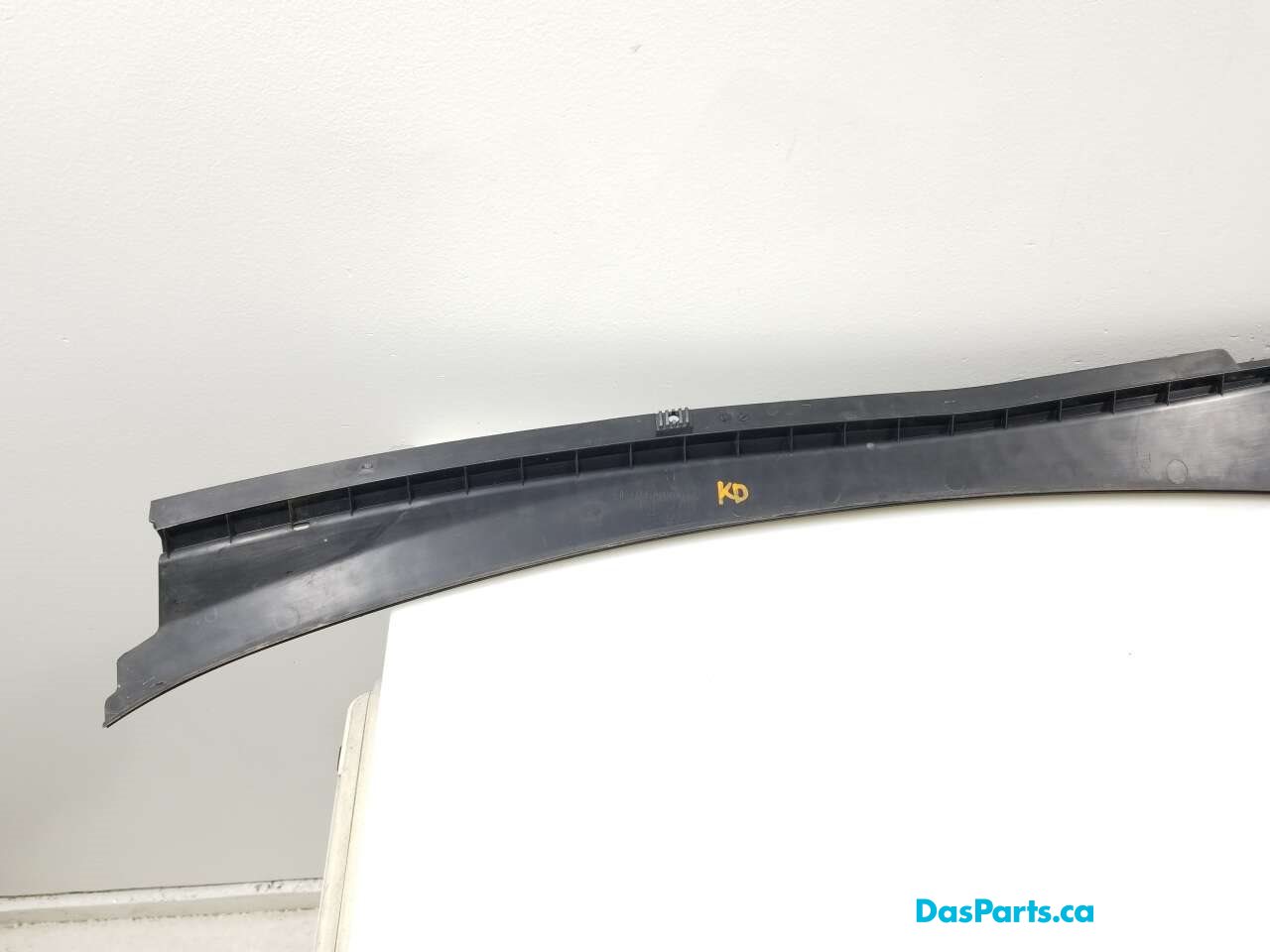 Wiper Cowl