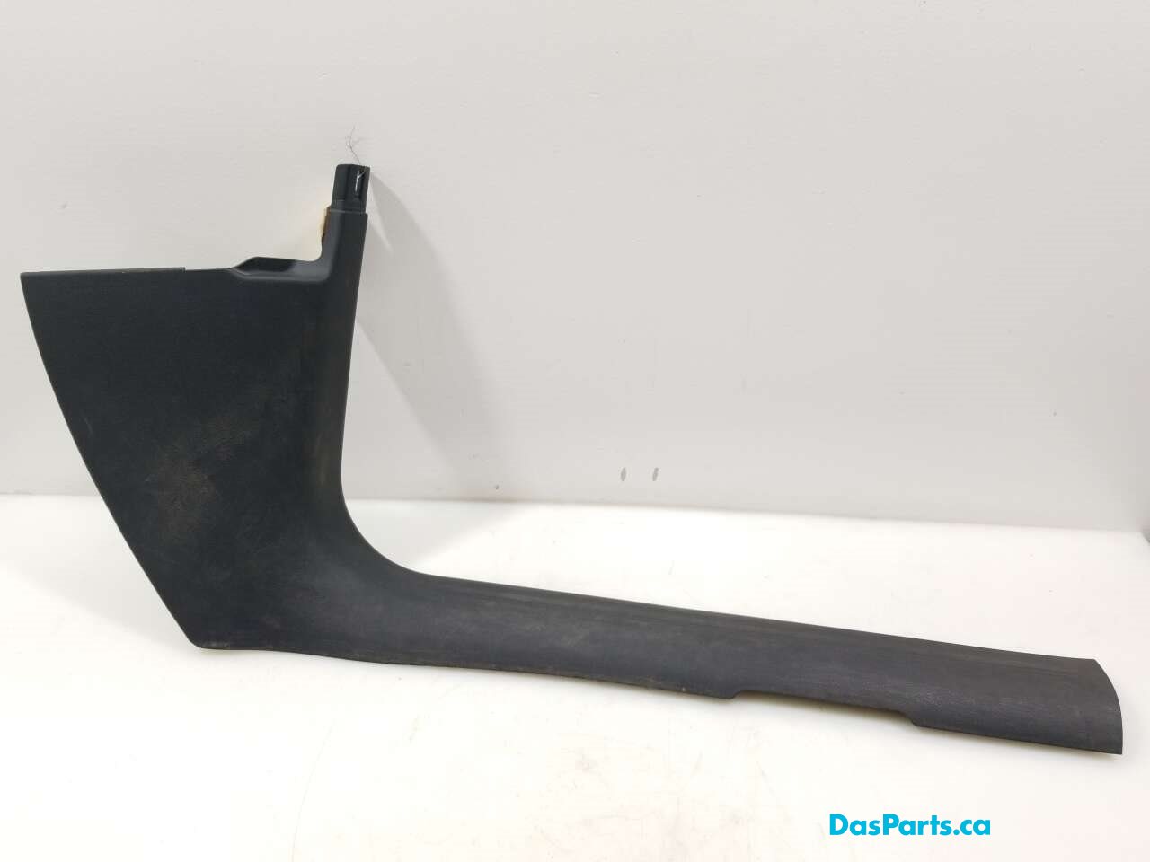 Lower Door Sill Trim RF