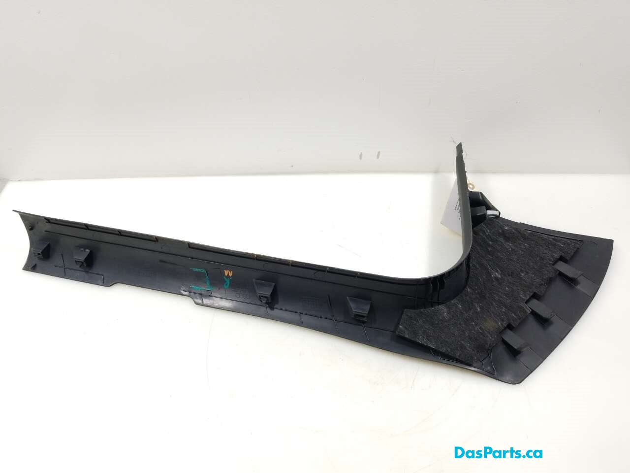 Lower Door Sill Trim RF