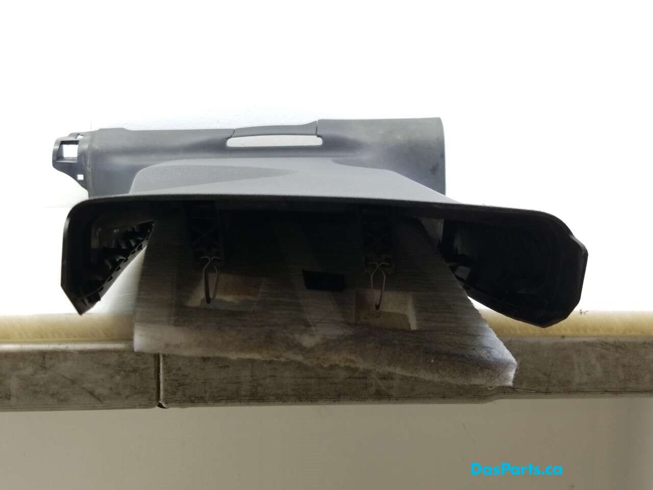 Lower B-Pillar Trim L