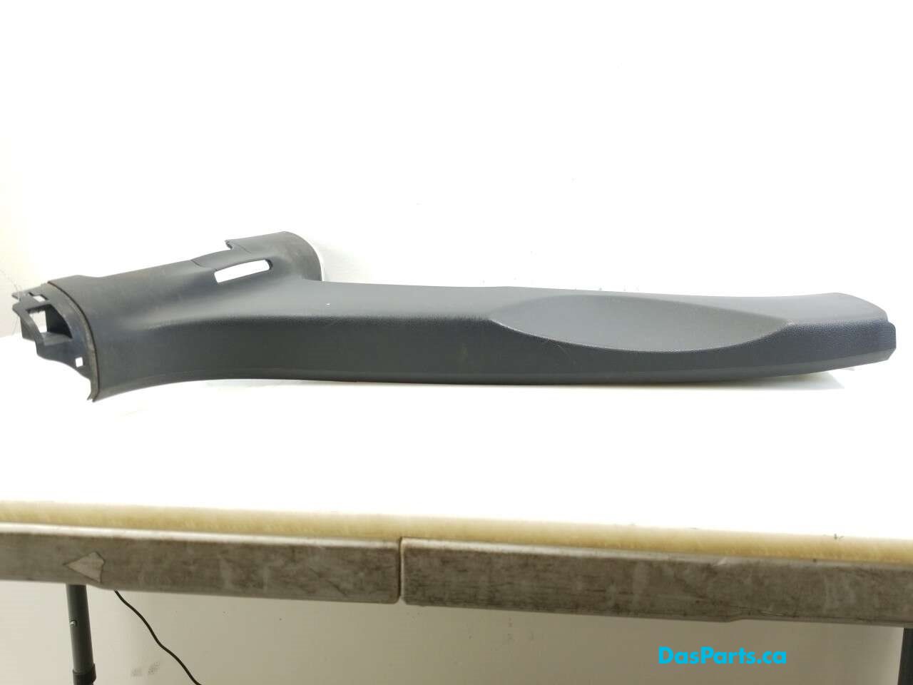 Lower B-Pillar Trim L