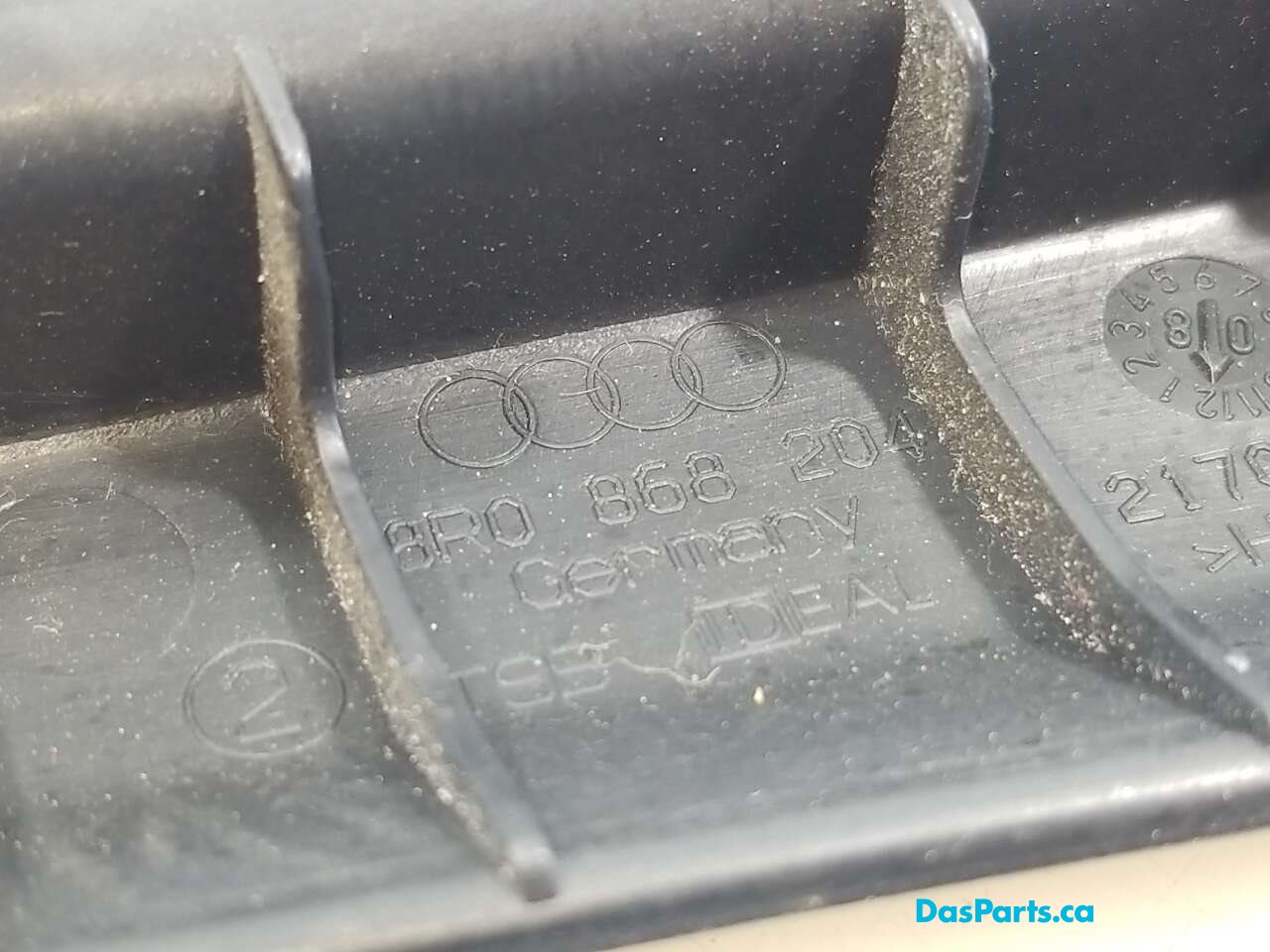 Dash Trim R