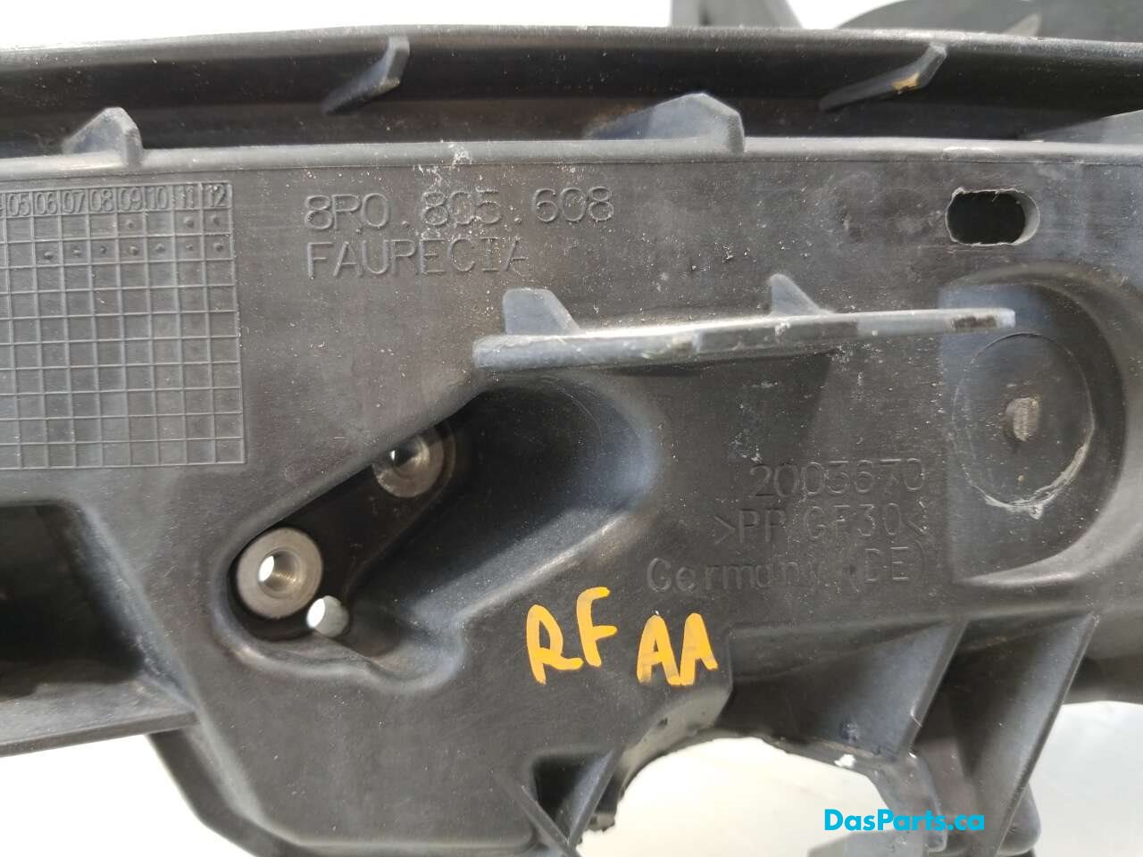 Headlight Bracket R