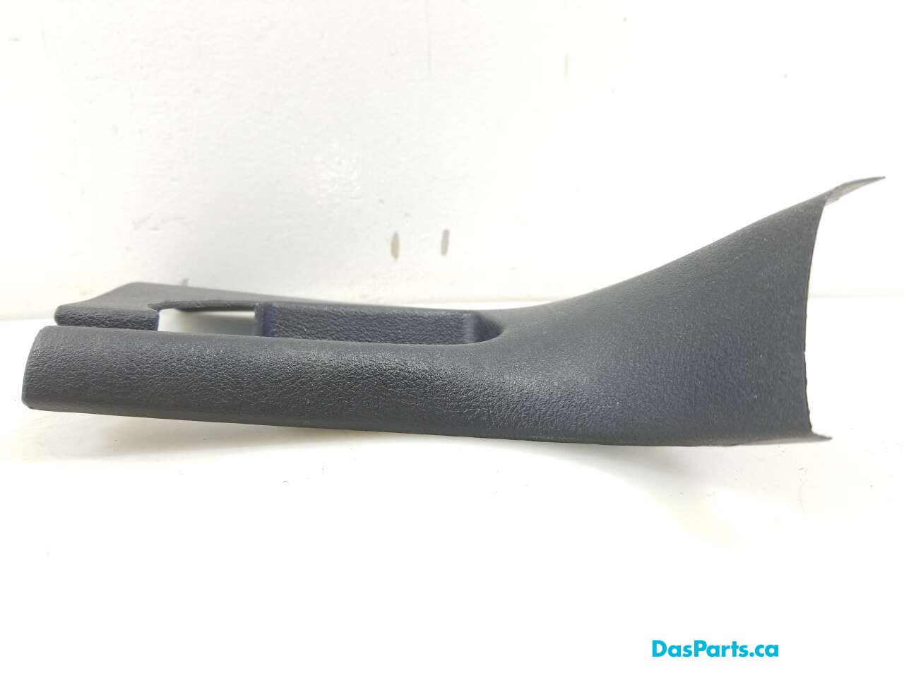 Lower A-Pillar Trim L
