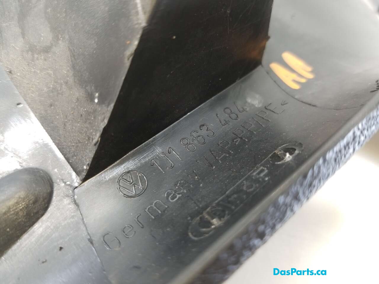 Lower A-Pillar Trim R