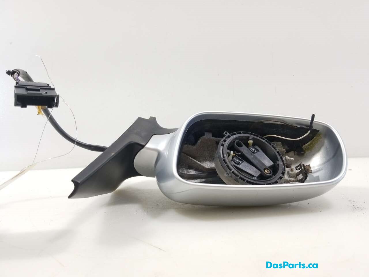 Side Mirror Base L