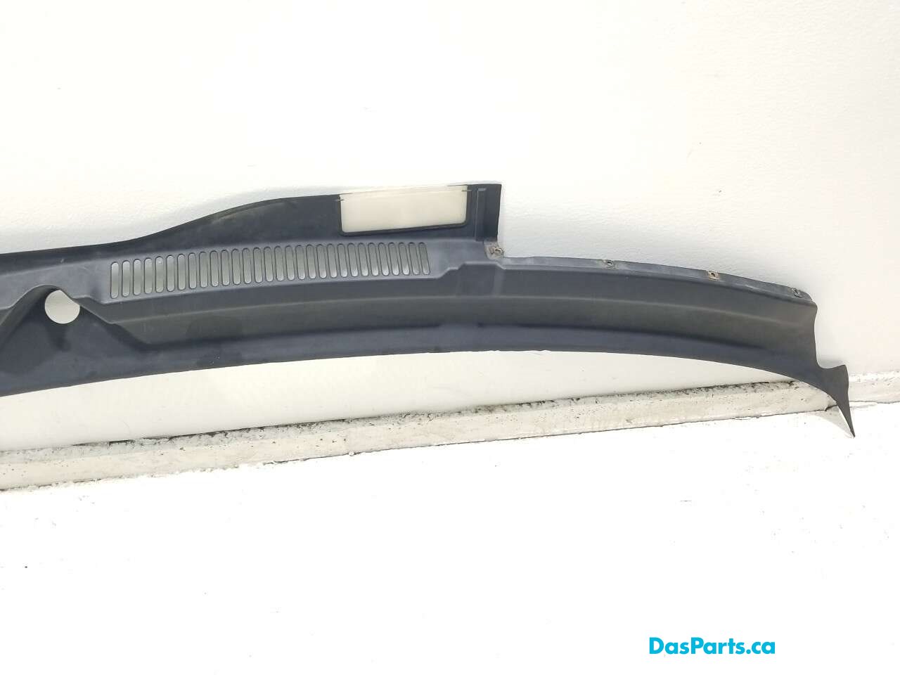 Wiper Cowl