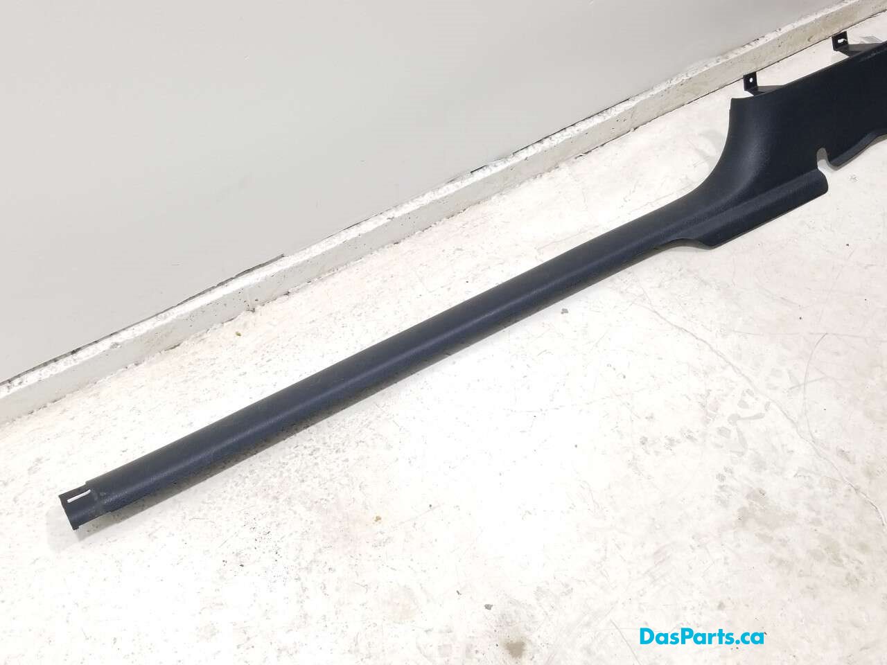 Lower Door Sill Trim R